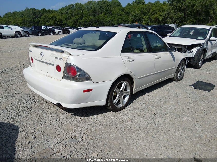 2001 Lexus Is 300 VIN JTHBD182210005595 IAAI salvage auction — NORMAL WEAR, Clear (Tennessee), sold $1,050 on 2026-07-09 (photo 4)
