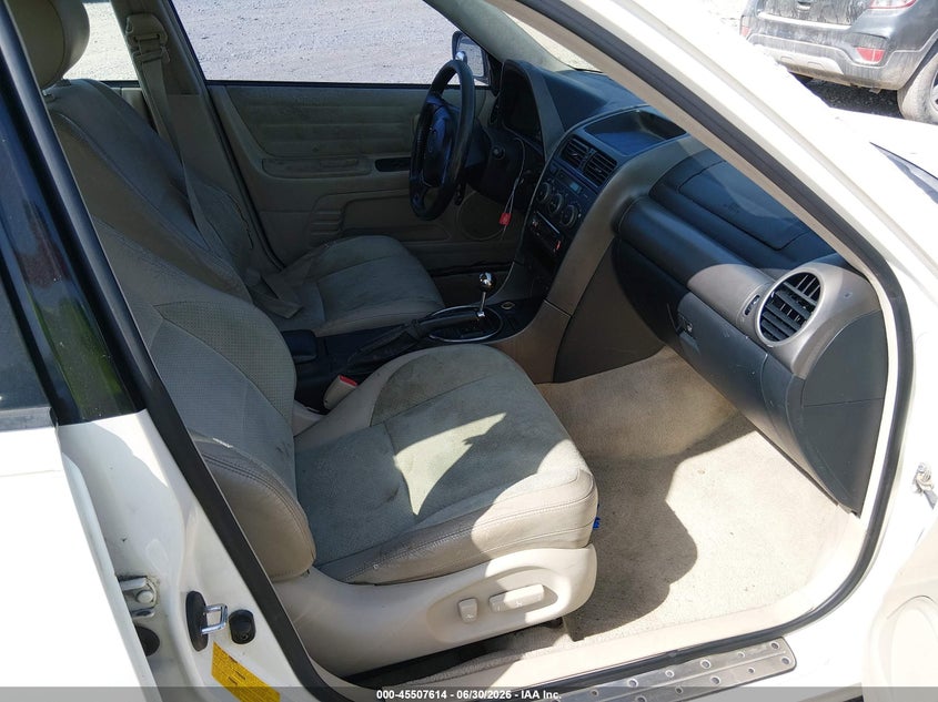 2001 Lexus Is 300 VIN JTHBD182210005595 IAAI salvage auction — NORMAL WEAR, Clear (Tennessee), sold $1,050 on 2026-07-09 (photo 5)