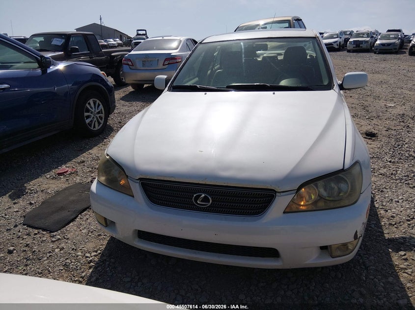 2001 Lexus Is 300 VIN JTHBD182210005595 IAAI salvage auction — NORMAL WEAR, Clear (Tennessee), sold $1,050 on 2026-07-09 (photo 6)