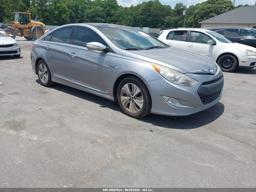 2015 Hyundai Sonata VIN KMHEC4A48FA127132 IAAI salvage auction — NORMAL WEAR, Clear (Georgia), sold $1,800 on 2026-07-29 (photo 1)