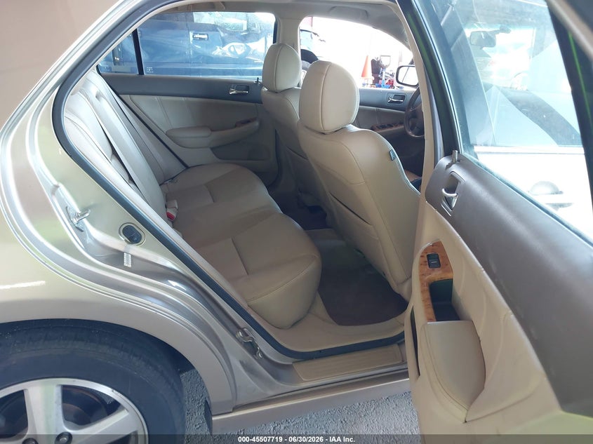 2004 Honda Accord VIN JHMCM56874C026738 IAAI salvage auction — NORMAL WEAR, Clear - Dealer Only (California), sold $1,800 on 2026-07-07 (photo 8)