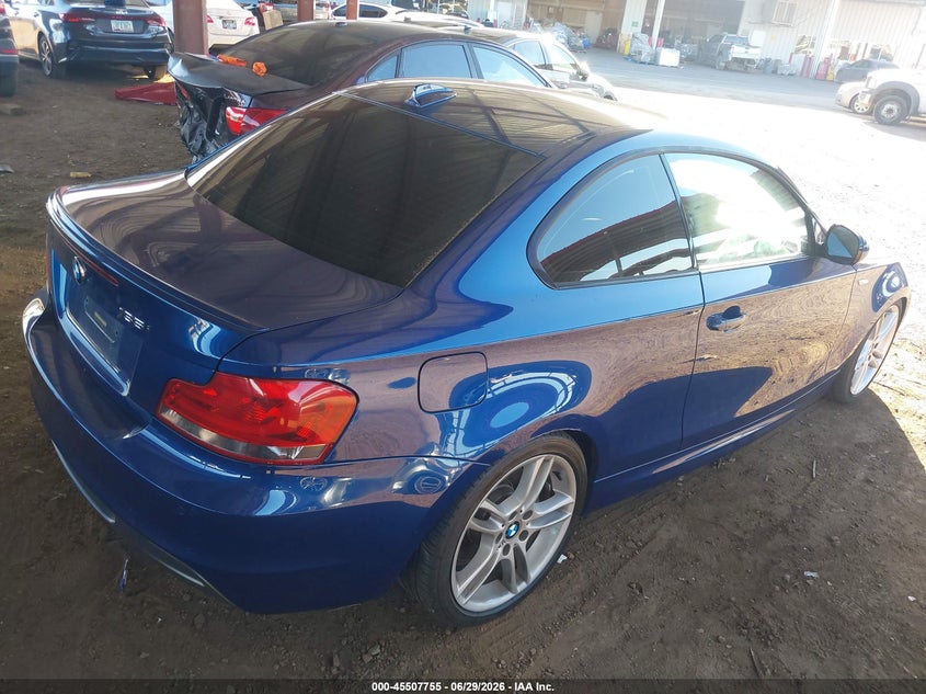 2012 BMW 1er VIN WBAUC9C50CVM11682 IAAI salvage auction — UNKNOWN, Salvage (Arizona), sold $3,600 on 2026-07-28 (photo 4)