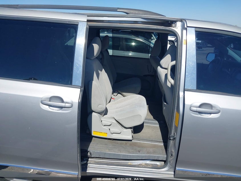 2012 Toyota Sienna VIN 5TDKK3DC8CS246353 IAAI salvage auction — FRONT END, Salvage (Arizona), sold $500 on 2026-07-28 (photo 8)