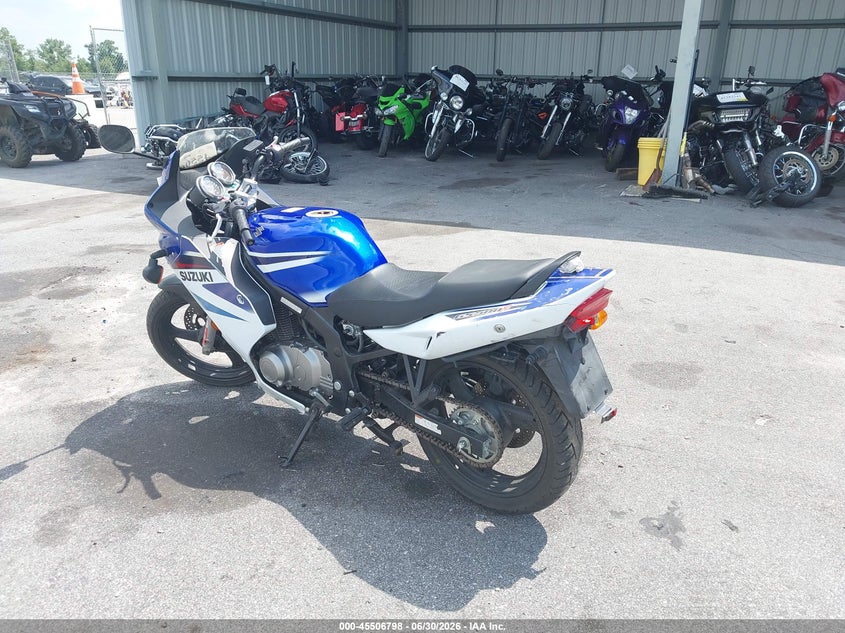 2007 Suzuki Gs500 VIN VTTGM51A572102302 IAAI salvage auction — RIGHT SIDE, Salvage (South Carolina), sold $300 on 2026-09-18 (photo 3)