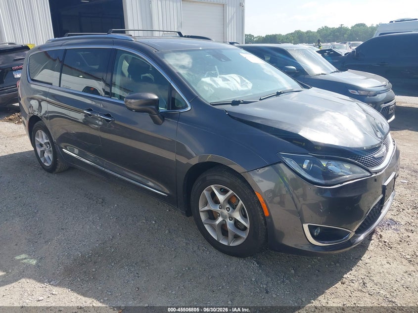 2019 Chrysler Pacifica VIN 2C4RC1EG4KR577083 IAAI salvage auction — FRONT END, Salvage (Illinois), sold $4,500 on 2026-08-22 (photo 1)