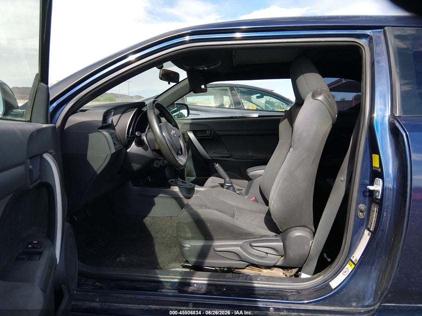 2011 Scion Tc VIN JTKJF5C71B3003556 IAAI salvage auction — NORMAL WEAR, Salvage (Nevada), sold $400 on 2026-07-31 (photo 5)