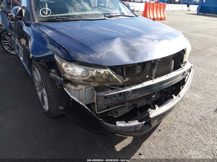 2011 Scion Tc VIN JTKJF5C71B3003556 IAAI salvage auction — NORMAL WEAR, Salvage (Nevada), sold $400 on 2026-07-31 (photo 6)