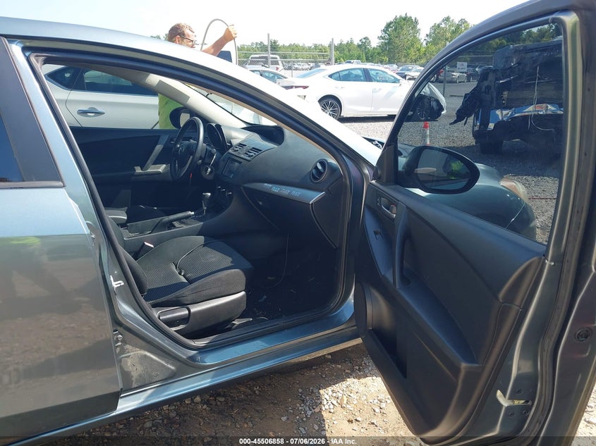 2012 Mazda 3 VIN JM1BL1V84C1620448 IAAI salvage auction — WATER/FLOOD, Salvage (Mississippi), sold $600 on 2026-07-22 (photo 5)