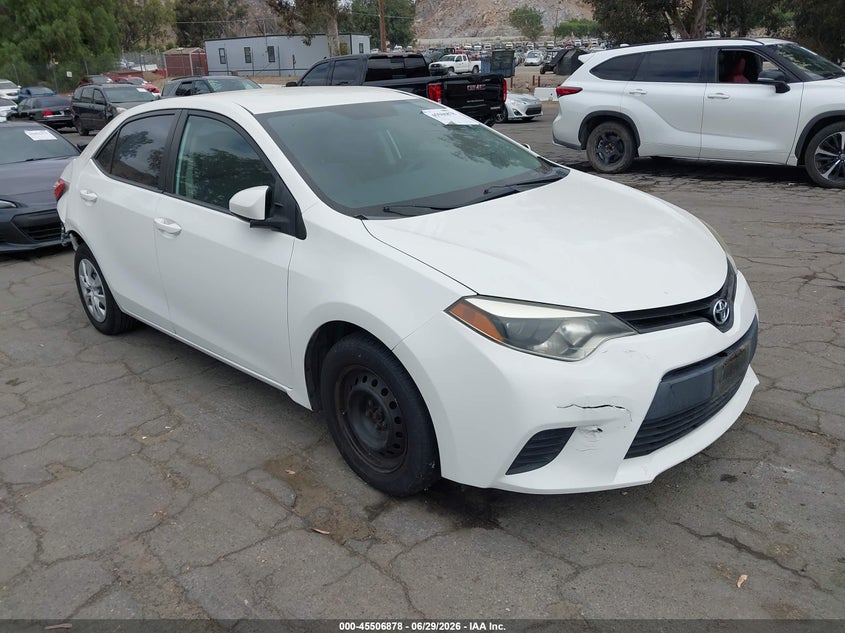 2015 Toyota Corolla VIN 5YFBURHE7FP194106 IAAI salvage auction — NORMAL WEAR, Salvage (California), sold $3,600 on 2026-07-28 (photo 1)