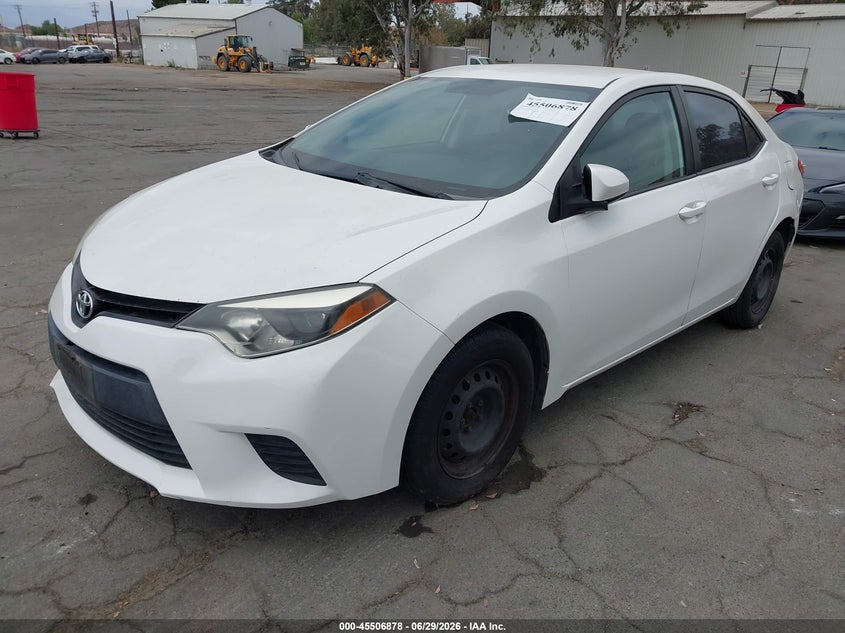 2015 Toyota Corolla VIN 5YFBURHE7FP194106 IAAI salvage auction — NORMAL WEAR, Salvage (California), sold $3,600 on 2026-07-28 (photo 2)