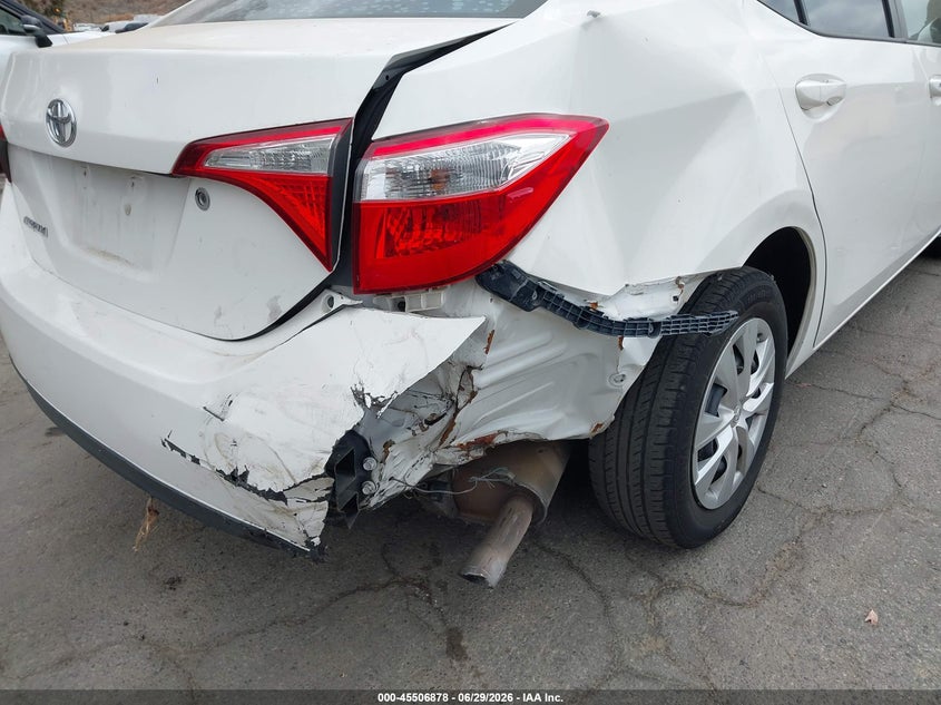 2015 Toyota Corolla VIN 5YFBURHE7FP194106 IAAI salvage auction — NORMAL WEAR, Salvage (California), sold $3,600 on 2026-07-28 (photo 6)