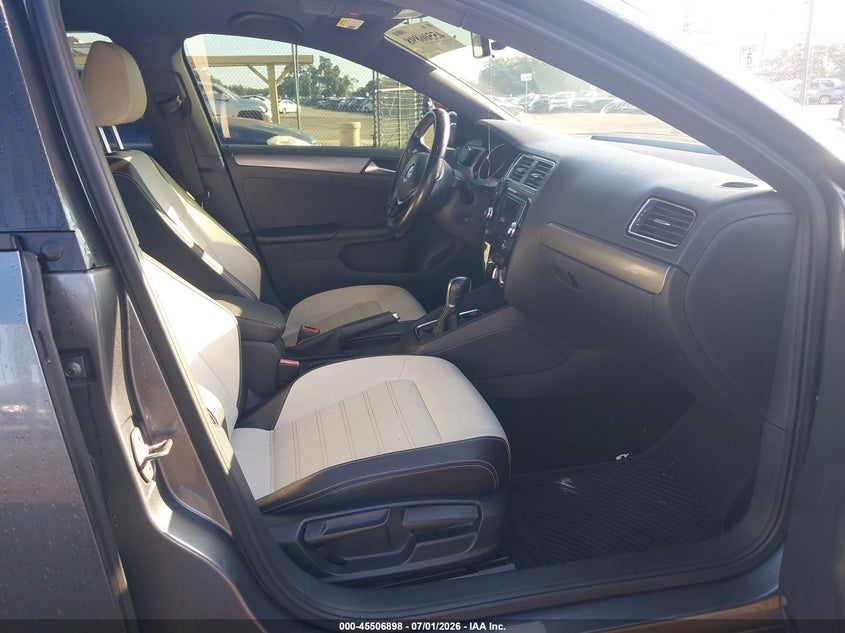 2016 Volkswagen Jetta VIN 3VWD17AJ5GM345169 IAAI salvage auction — FRONT END, Rebuildable (Florida), sold $1,400 on 2026-07-09 (photo 5)