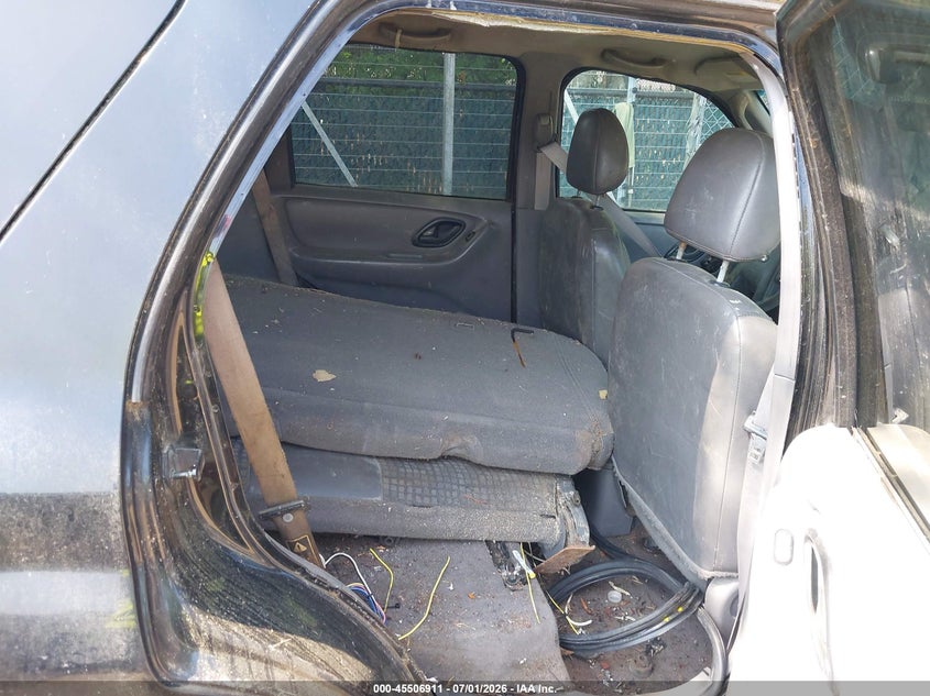 2002 Ford Escape VIN 1FMYU01B92KC09649 IAAI salvage auction — ELECTRICAL, Clear (Virginia), sold $350 on 2026-07-09 (photo 8)
