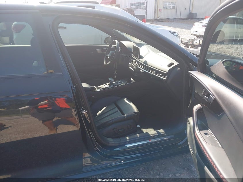 2018 Audi A4 VIN WAUENAF46JN001033 IAAI salvage auction — WATER/FLOOD, Flood (Mississippi), sold $5,650 on 2026-07-31 (photo 5)