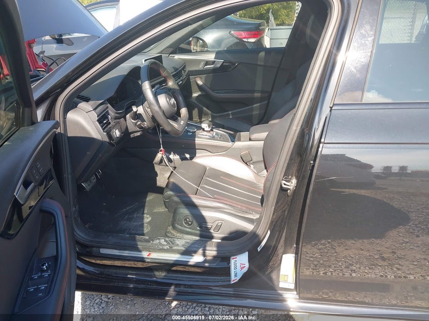 2018 Audi A4 VIN WAUENAF46JN001033 IAAI salvage auction — WATER/FLOOD, Flood (Mississippi), sold $5,650 on 2026-07-31 (photo 6)