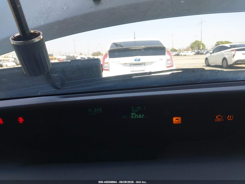 2007 Toyota Prius VIN JTDKB20U477668631 IAAI salvage auction — NORMAL WEAR, App For Dup Clear (California), sold $375 on 2026-07-28 (photo 7)