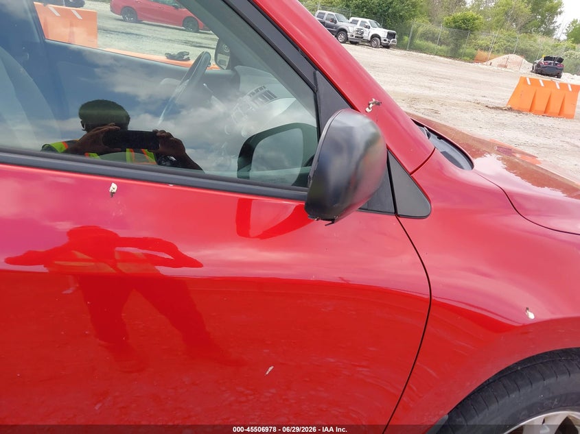 2011 Toyota Rav4 VIN JTMBF4DV7B5047357 IAAI salvage auction — NORMAL WEAR, Clear-Endorsement (Wisconsin), sold $1,350 on 2026-07-30 (photo 6)