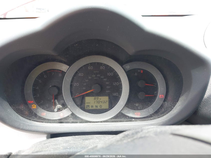 2011 Toyota Rav4 VIN JTMBF4DV7B5047357 IAAI salvage auction — NORMAL WEAR, Clear-Endorsement (Wisconsin), sold $1,350 on 2026-07-30 (photo 7)