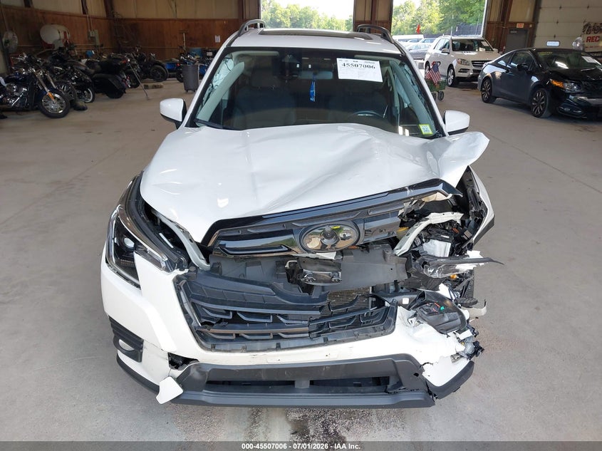 2022 Subaru Forester VIN JF2SKAEC8NH431790 IAAI salvage auction — FRONT END, Salvage Title, sold $2,800 on 2026-08-01 (photo 6)