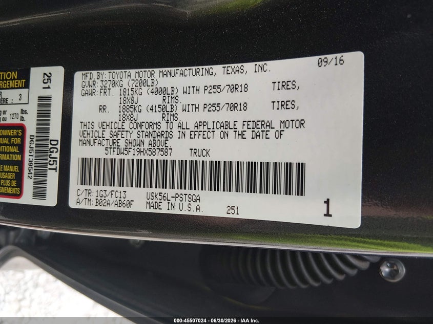2017 Toyota Tundra VIN 5TFDW5F19HX587587 IAAI salvage auction — FRONT END, Salvage Title, sold $6,200 on 2026-07-22 (photo 9)