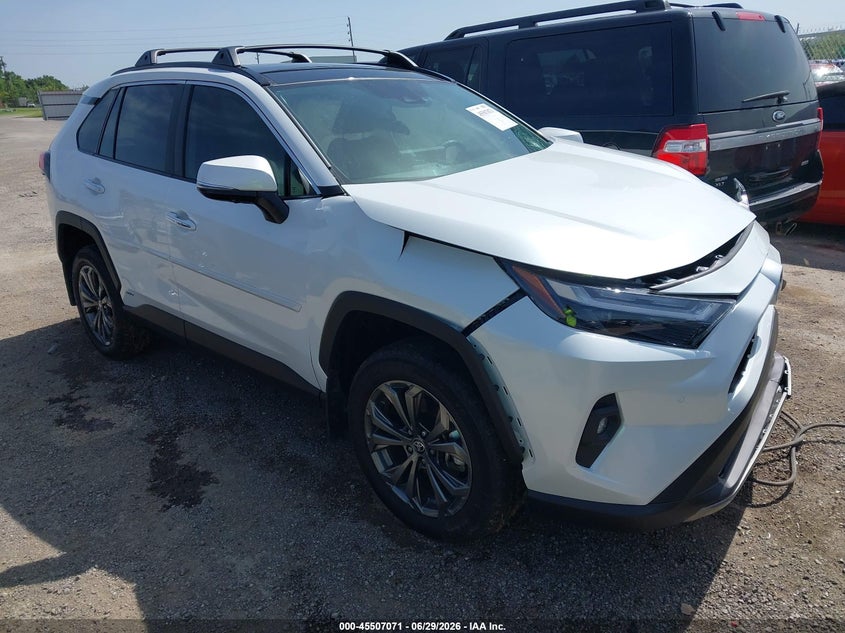 2025 Toyota Rav4 hybrid VIN 4T3D6RFV1SU186881 — IAAI salvage auction photo