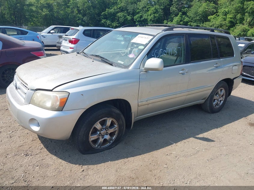 2004 Toyota Highlander VIN JTEDP21A840029960 IAAI salvage auction — NORMAL WEAR, Clear (Massachusetts), sold $675 on 2026-07-07 (photo 2)