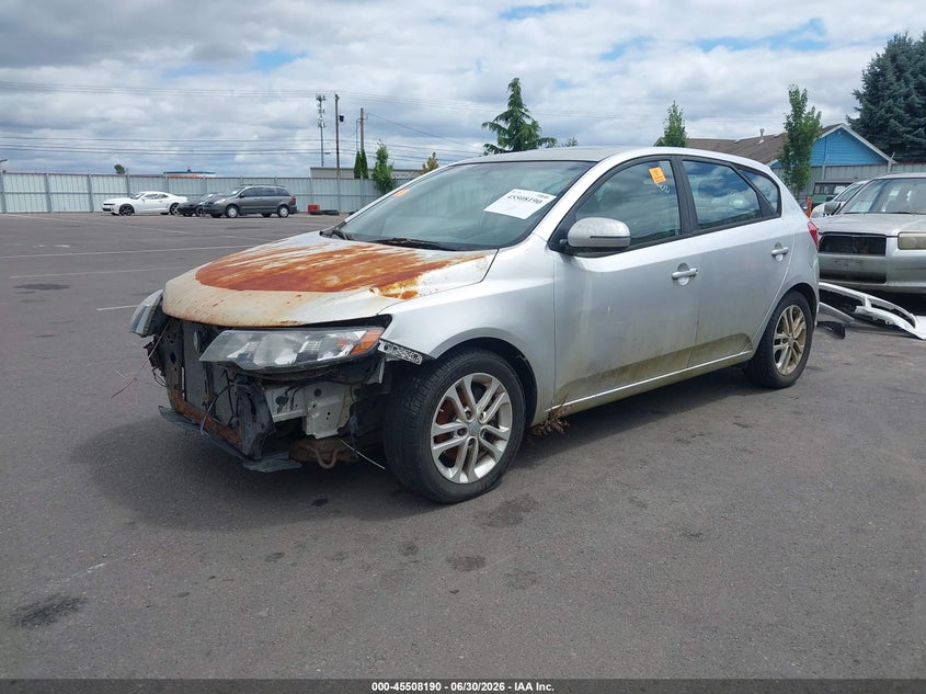 2011 Kia Forte VIN KNAFU5A22B5424343 IAAI salvage auction — NORMAL WEAR, Peddle Clear Public-Restricted (Oregon), sold $100 on 2026-07-28 (photo 2)