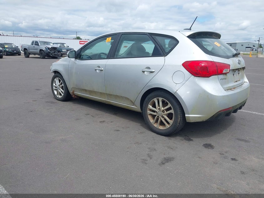 2011 Kia Forte VIN KNAFU5A22B5424343 IAAI salvage auction — NORMAL WEAR, Peddle Clear Public-Restricted (Oregon), sold $100 on 2026-07-28 (photo 3)