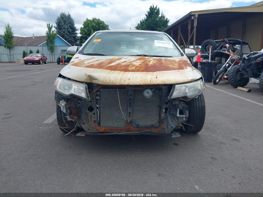 2011 Kia Forte VIN KNAFU5A22B5424343 IAAI salvage auction — NORMAL WEAR, Peddle Clear Public-Restricted (Oregon), sold $100 on 2026-07-28 (photo 6)