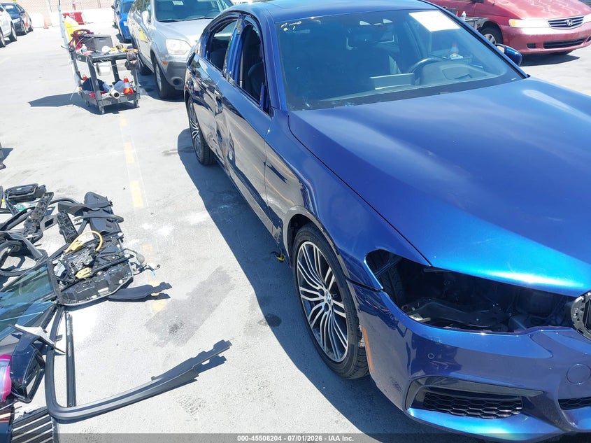 2019 BMW 5er VIN WBAJE5C54KWW39781 IAAI salvage auction — RIGHT SIDE, Salvage Title, sold $13,300 on 2026-08-03 (photo 6)