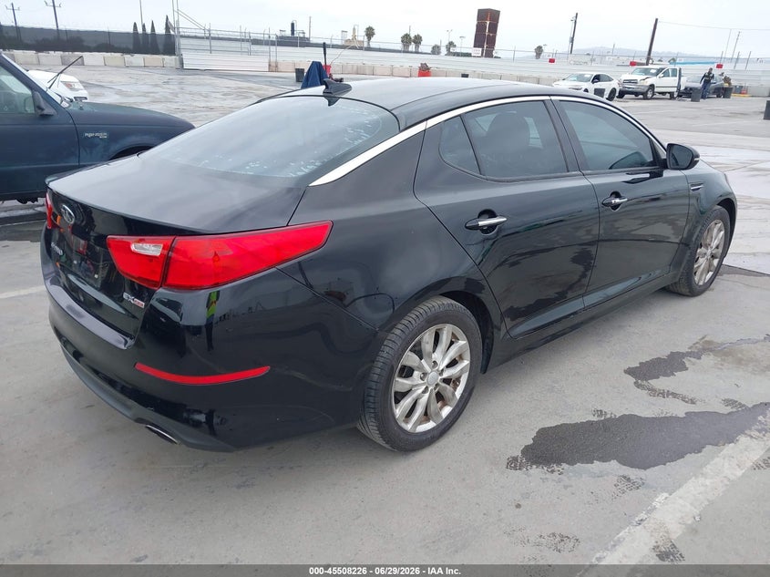 2014 Kia Optima VIN 5XXGN4A77EG332378 IAAI salvage auction — LEFT SIDE, Clear - Dealer Only (California), sold $650 on 2026-07-09 (photo 4)