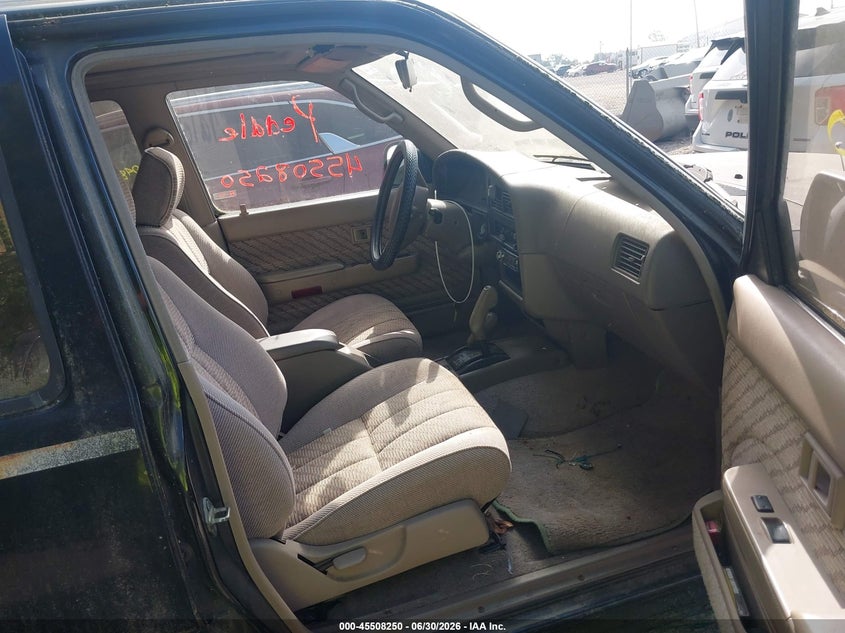 1994 Toyota 4runner VIN JT3VN39W2R8064365 IAAI salvage auction — NORMAL WEAR, Clear (Indiana), sold $825 on 2026-07-08 (photo 5)