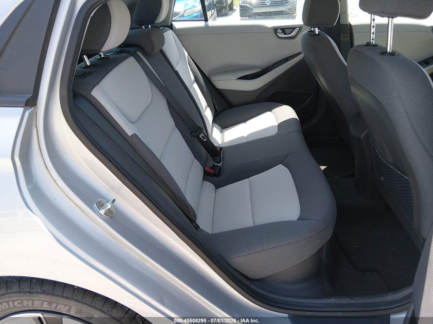 2020 Hyundai Ioniq hybrid VIN KMHC65LC1LU220027 IAAI salvage auction — RIGHT SIDE, Sf97 (Kentucky), sold $7,200 on 2026-08-12 (photo 8)