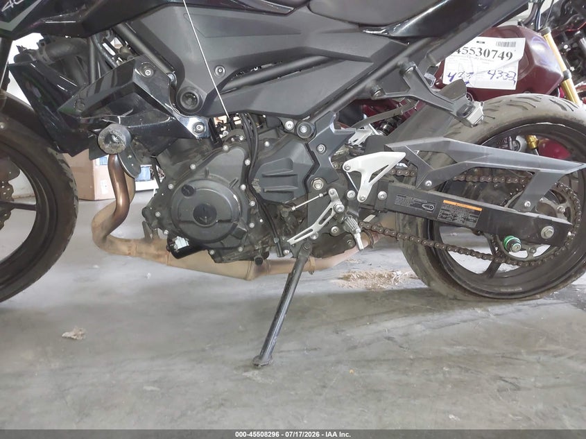 2023 Kawasaki Er VIN JKAERKD17PDAL6441 IAAI salvage auction — FRONT & REAR, Salvage (Oregon), sold $1,150 on 2026-09-16 (photo 9)