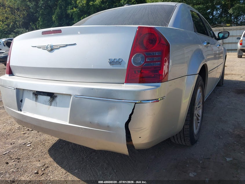 2010 Chrysler 300 VIN 2C3CA5CV9AH289895 IAAI salvage auction — REAR END, Clear (Tennessee), sold $750 on 2026-07-19 (photo 6)