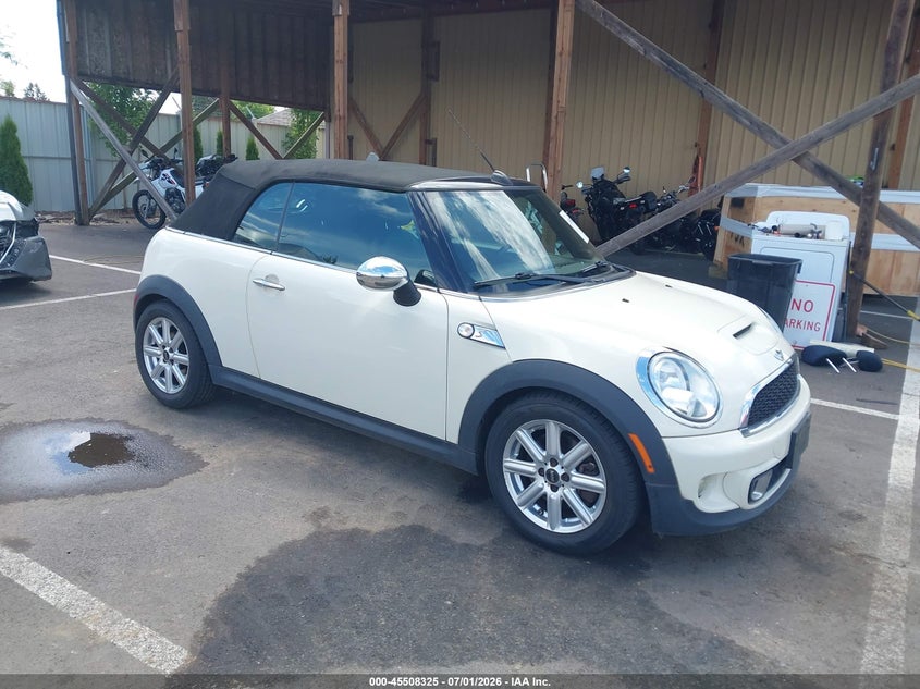 2011 Mini Cooper VIN WMWZP3C55BT249033 IAAI salvage auction — NORMAL WEAR, Peddle Clear Public-Restricted (Oregon), sold $1,200 on 2026-07-28 (photo 1)