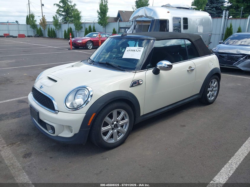 2011 Mini Cooper VIN WMWZP3C55BT249033 IAAI salvage auction — NORMAL WEAR, Peddle Clear Public-Restricted (Oregon), sold $1,200 on 2026-07-28 (photo 2)