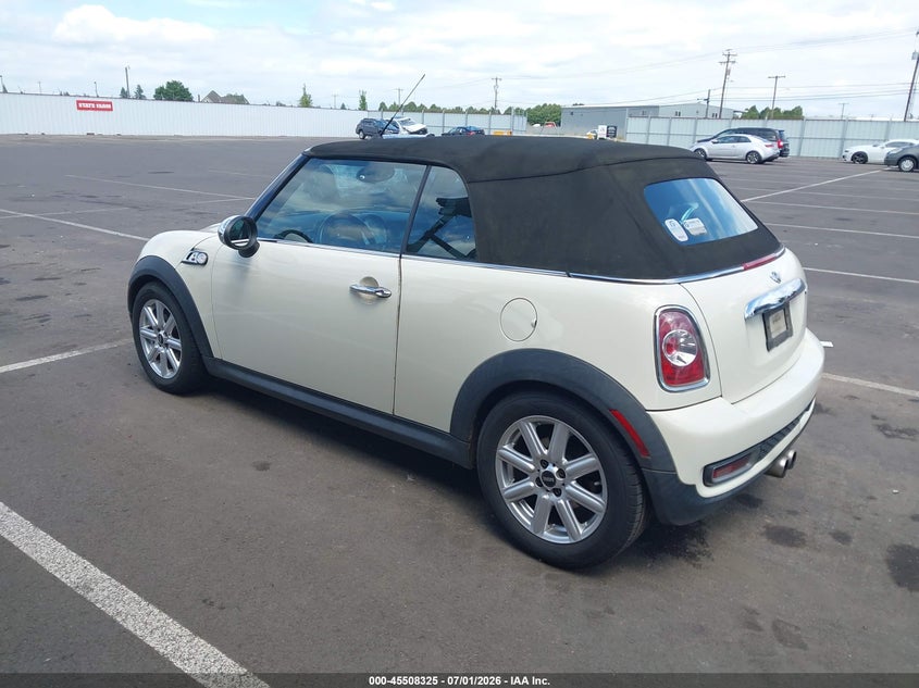 2011 Mini Cooper VIN WMWZP3C55BT249033 IAAI salvage auction — NORMAL WEAR, Peddle Clear Public-Restricted (Oregon), sold $1,200 on 2026-07-28 (photo 3)