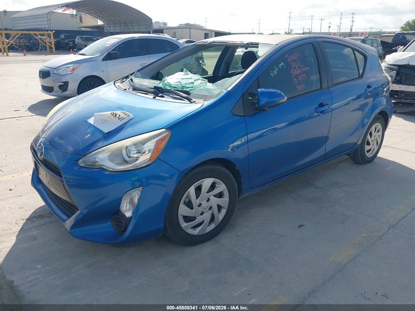 2015 Toyota Prius c VIN JTDKDTB32F1578965 IAAI salvage auction — FRONT END, Salvage (Texas), sold $1,850 on 2026-07-20 (photo 2)