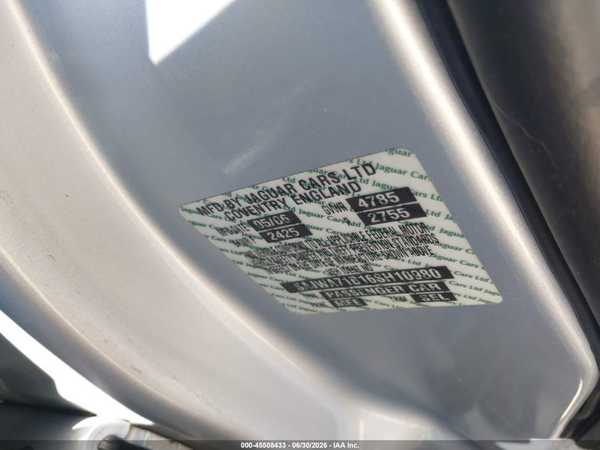 2006 Jaguar Xj series VIN SAJWA71B16SH10980 IAAI salvage auction — NORMAL WEAR, Clear-Dealer Only (Arizona), sold $800 on 2026-07-09 (photo 9)