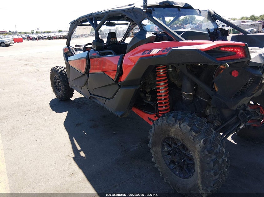 2022 Can-am/ brp Maverick VIN 3JBVMAY42NE002065 IAAI salvage auction — REAR END, Salvage (Utah), sold $9,500 on 2026-07-22 (photo 3)