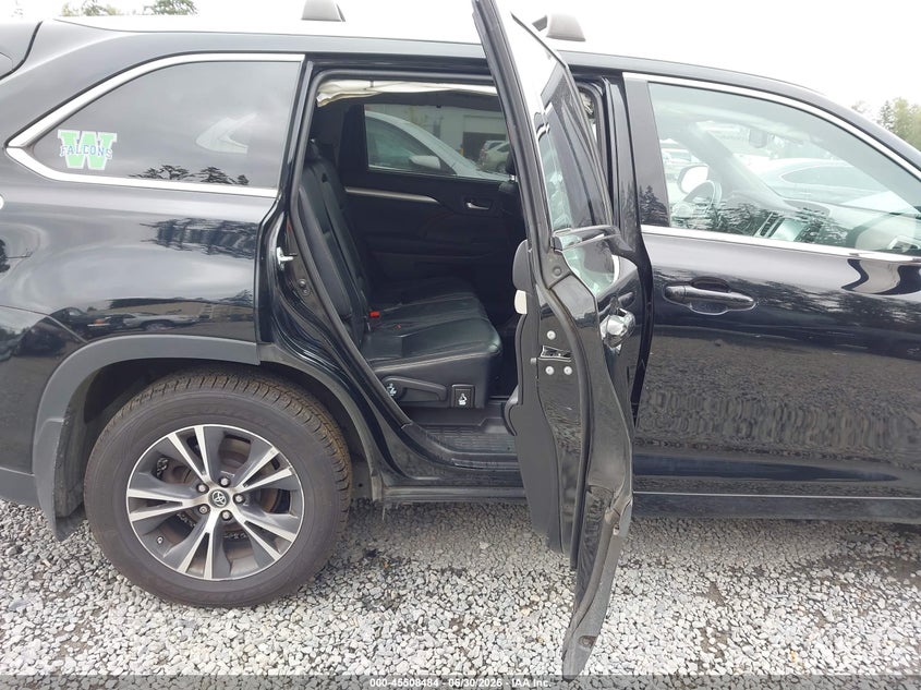 2016 Toyota Highlander VIN 5TDJKRFH0GS311273 IAAI salvage auction — FRONT END, Bill Of Sale (Washington), sold $3,950 on 2026-07-22 (photo 8)