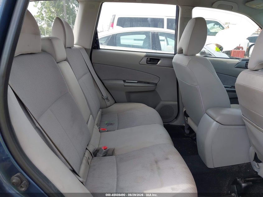 2013 Subaru Forester VIN JF2SHABC0DH444101 IAAI salvage auction — NORMAL WEAR, Clear (Michigan), sold $425 on 2026-07-30 (photo 8)