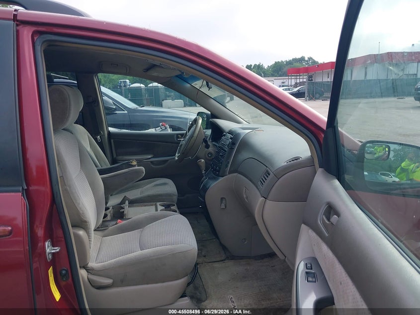 2006 Toyota Sienna VIN 5TDZA23C96S427852 IAAI salvage auction — NORMAL WEAR, Clear (Maryland), sold $825 on 2026-07-09 (photo 5)