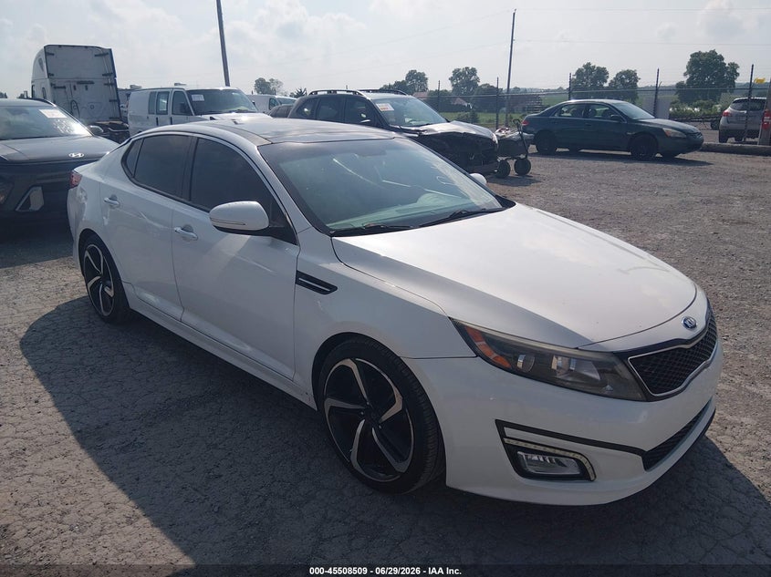 2015 Kia Optima VIN 5XXGN4A70FG434350 IAAI salvage auction — NORMAL WEAR, Clear (Pennsylvania), sold $1,725 on 2026-07-08 (photo 1)