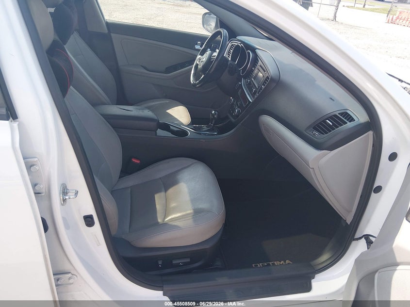2015 Kia Optima VIN 5XXGN4A70FG434350 IAAI salvage auction — NORMAL WEAR, Clear (Pennsylvania), sold $1,725 on 2026-07-08 (photo 5)