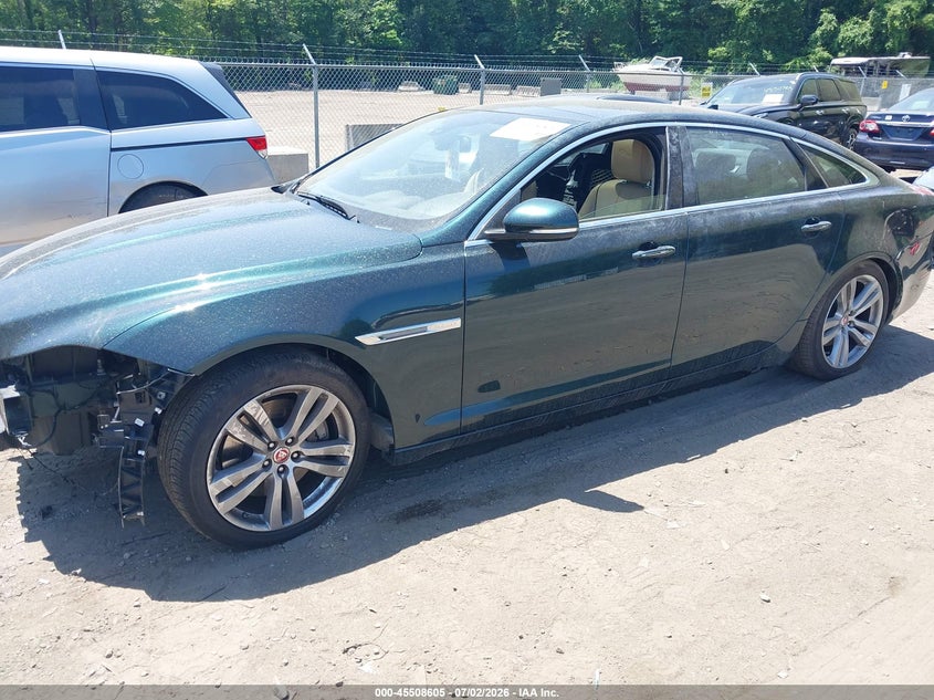 2013 Jaguar Xj VIN SAJWJ2GD2D8V50109 IAAI salvage auction — FRONT END, Salvage Title, sold $800 on 2026-08-02 (photo 2)