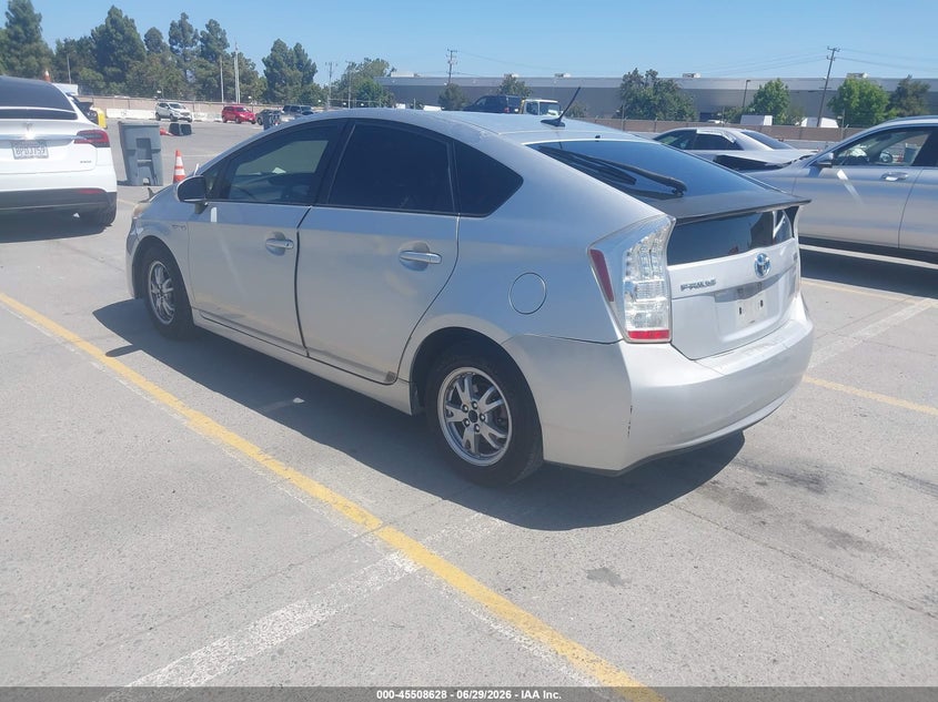2010 Toyota Prius VIN JTDKN3DU2A0236725 IAAI salvage auction — RIGHT SIDE, Salvage (California), sold $650 on 2026-07-20 (photo 3)
