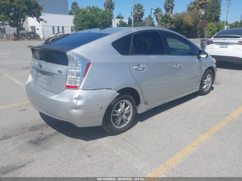 2010 Toyota Prius VIN JTDKN3DU2A0236725 IAAI salvage auction — RIGHT SIDE, Salvage (California), sold $650 on 2026-07-20 (photo 4)