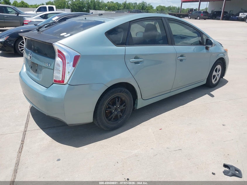 2014 Toyota Prius VIN JTDKN3DU3E1752852 IAAI salvage auction — NORMAL WEAR, Original (Texas), sold $1,525 on 2026-07-31 (photo 4)